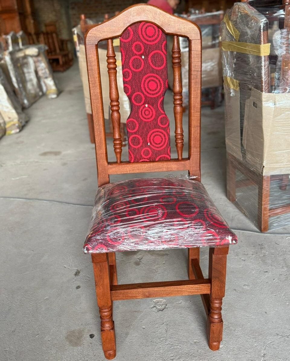 Sillas tapizadas de algarrobo x 6 unidades - Imagen 6